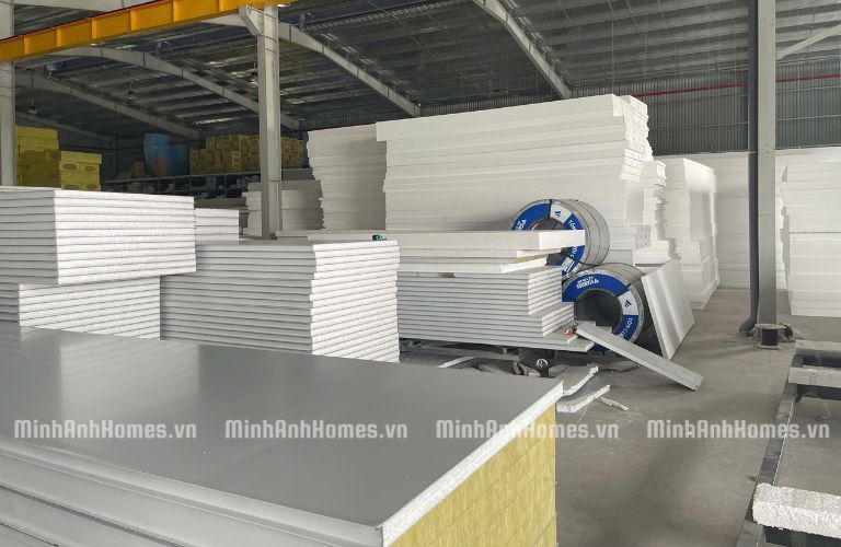 Minh Anh Homes cung cấp sản phẩm chất lượng cao từ nhà máy hiện đại