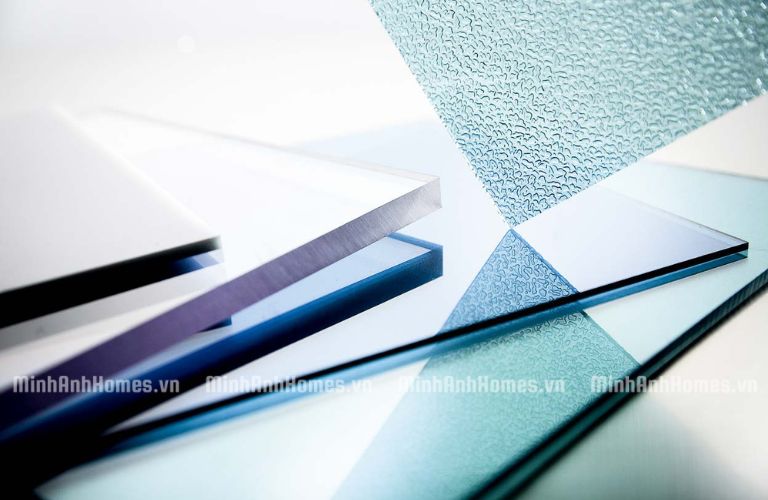 Tấm Poly đặc ruột