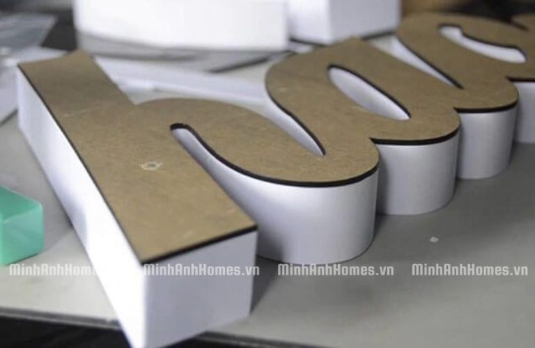 Tấm Formex nên được dán ở những nơi thoáng mát