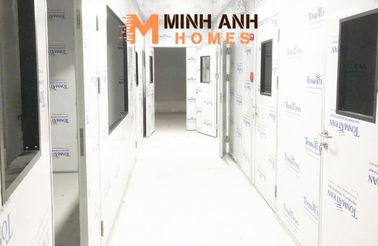 Quy trình thi công cửa Panel phòng sạch tại Minh Anh Homes