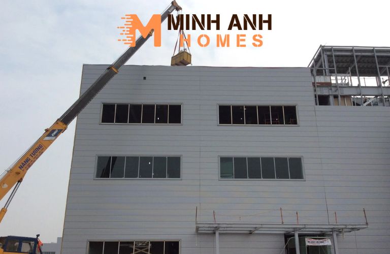 Tấm Panel cách âm thường được dùng xây dựng nhà xưởng để giảm tiếng ồn