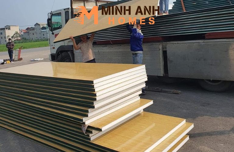 Những tấm panel chống cháy có trọng lượng nhẹ, dễ dàng vận chuyển và thi công