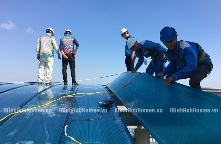 Trọng lượng tấm ảnh hưởng đến độ an toàn và tốc độ thi công