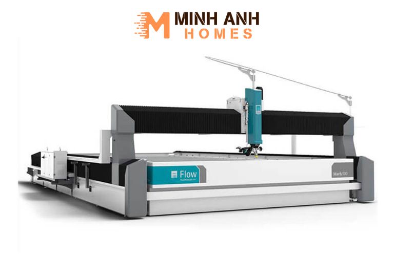 Máy cắt tia nước sử dụng dòng nước áp suất cao kết hợp hạt mài để cắt qua các vật liệu