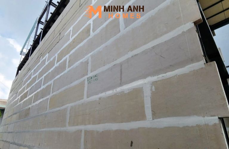 Thi công tường ngoài nhà xưởng, kho bãi, nhà công nghiệp