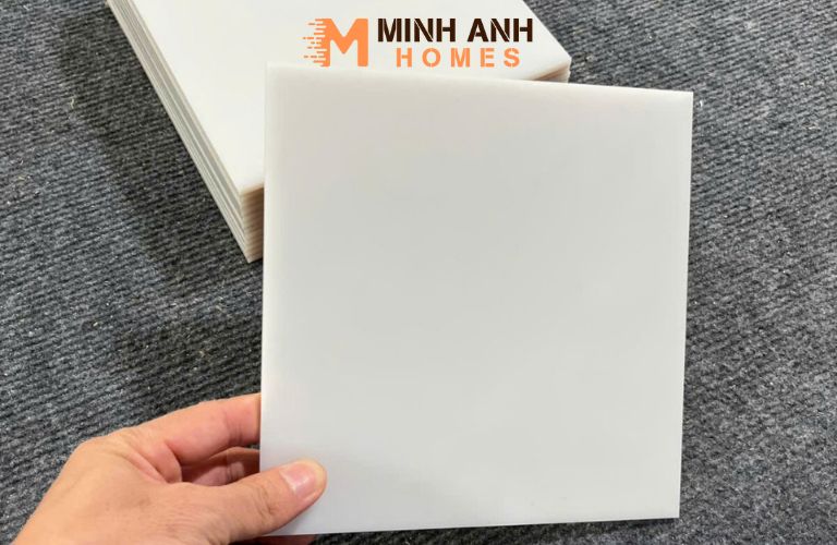 Mica trở về hình dạng cũ sau khi uốn