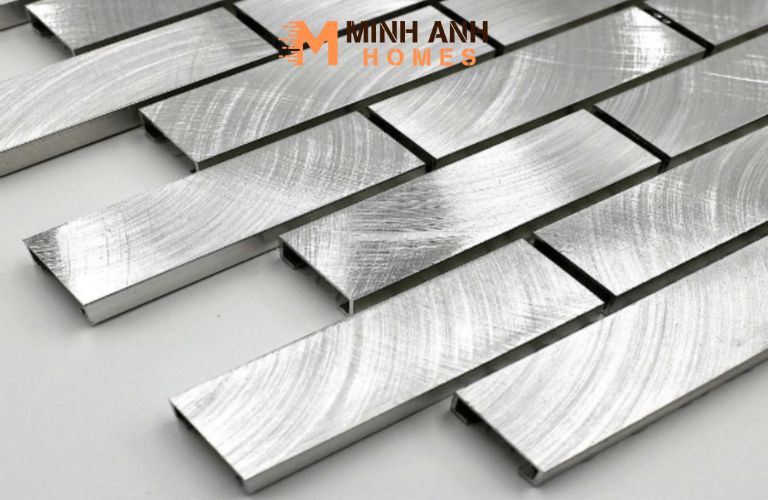 Lớp nhôm hoặc hợp kim nhôm