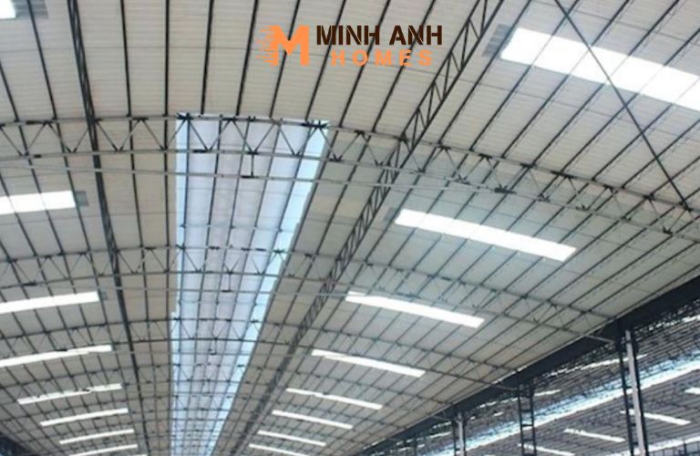 Gia cố mái che nhà xưởng, kho bãi và công trình thương mại